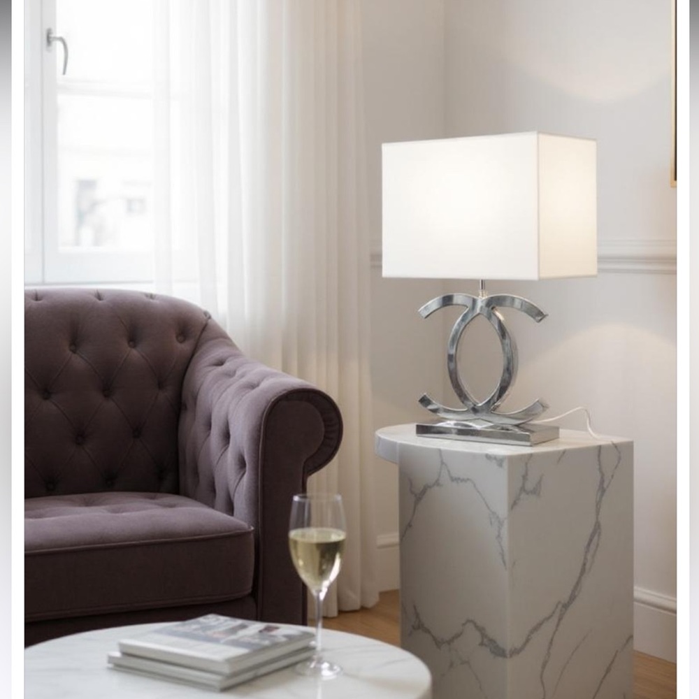 DUAL C ELECTRIC LIGHT ACCENT FIXTURE - LUXURIOUS AND ELEGANT DESIGN!